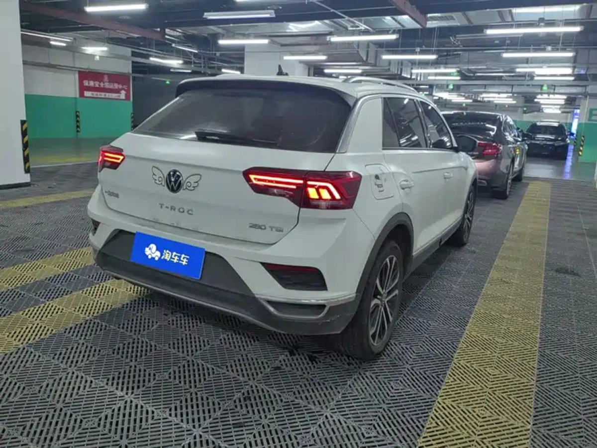 VOLKSWAGEN T-ROC TANGE