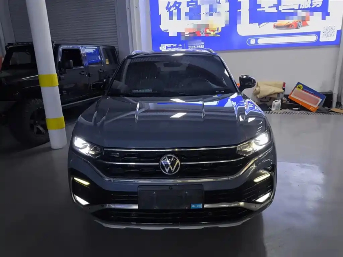 VOLKSWAGEN TAYRON X