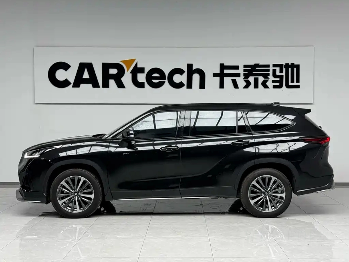 TOYOTA CROWN LUFANG