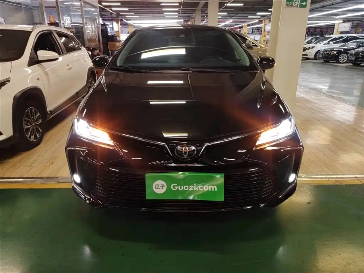TOYOTA COROLLA