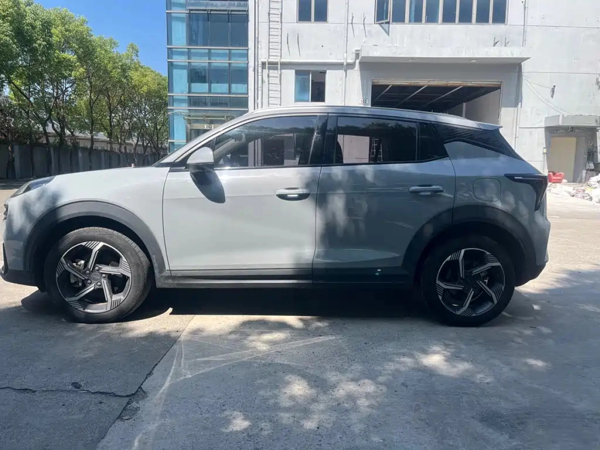 LYNK&CO 06 NEW ENERGY