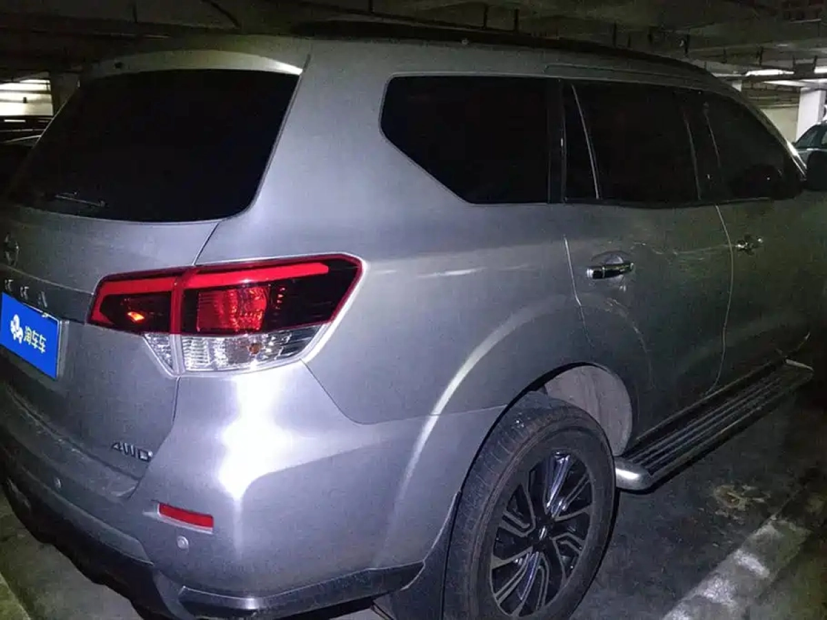 NISSAN TERRA