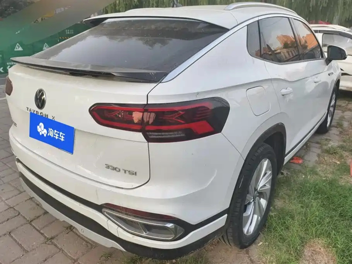 VOLKSWAGEN TAYRON X