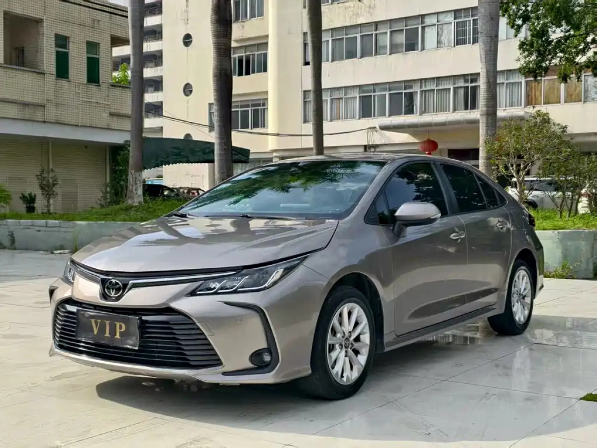 TOYOTA COROLLA