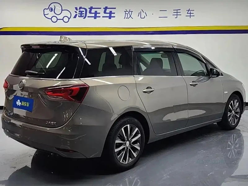 BUICK GL6