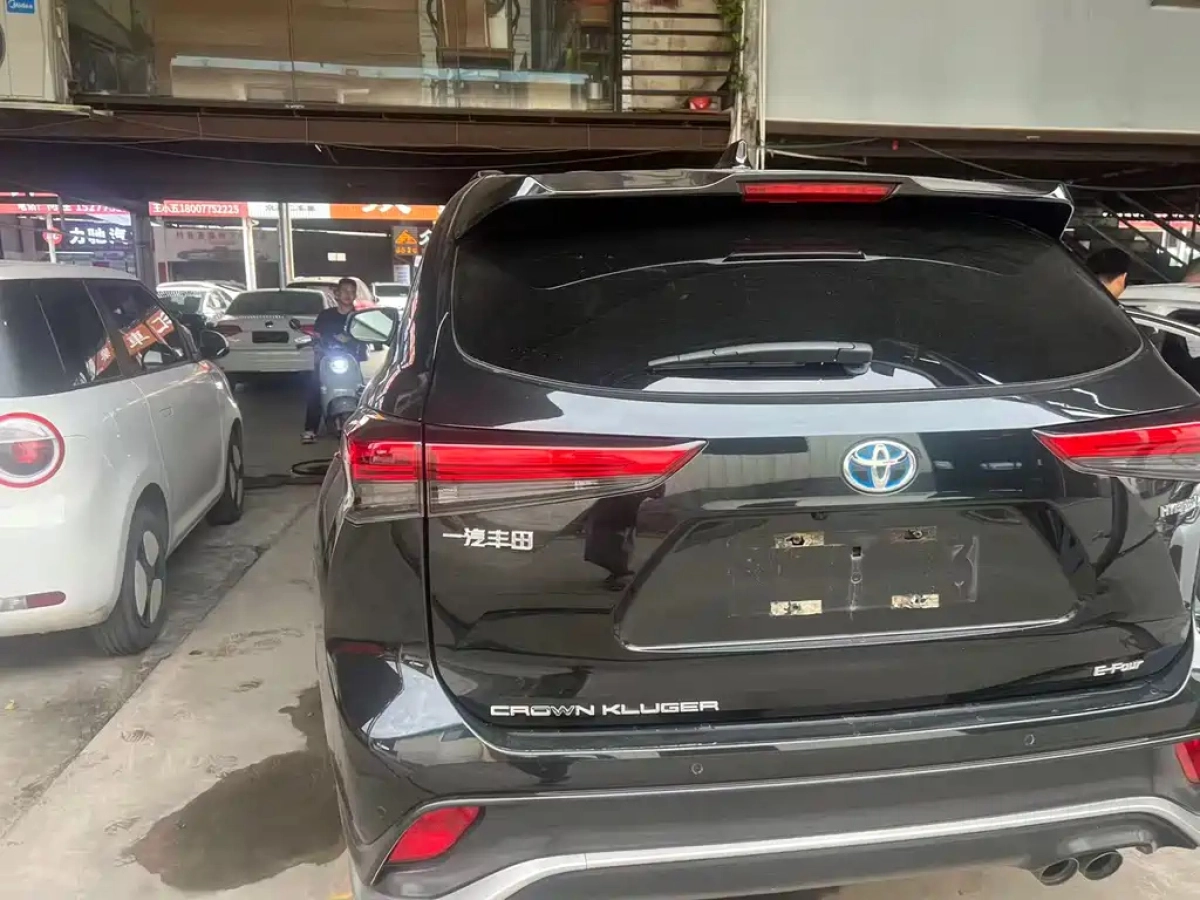 TOYOTA CROWN LUFANG