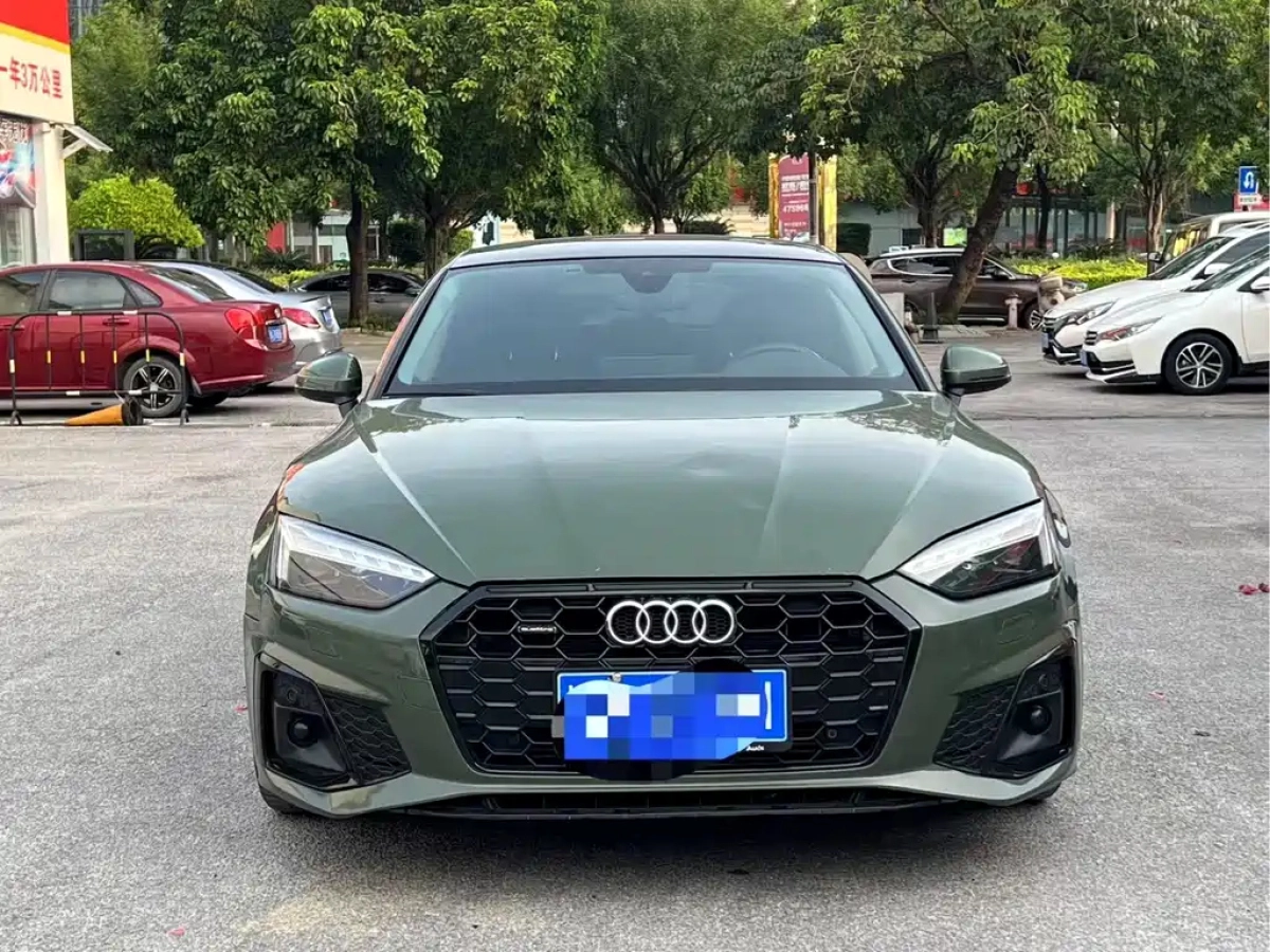 AUDI A5