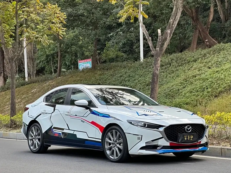 MAZDA 3 AXELA