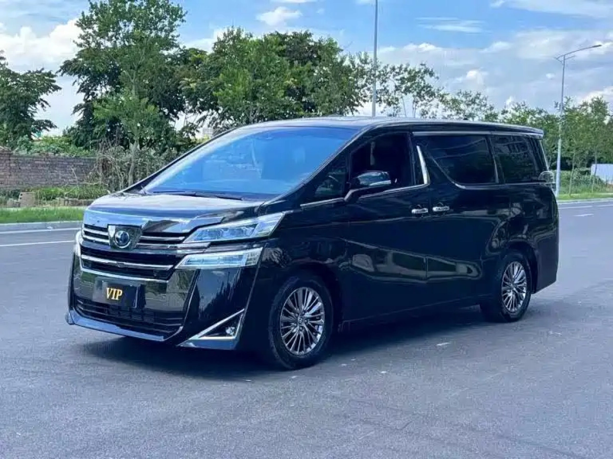 TOYOTA VELLFIRE