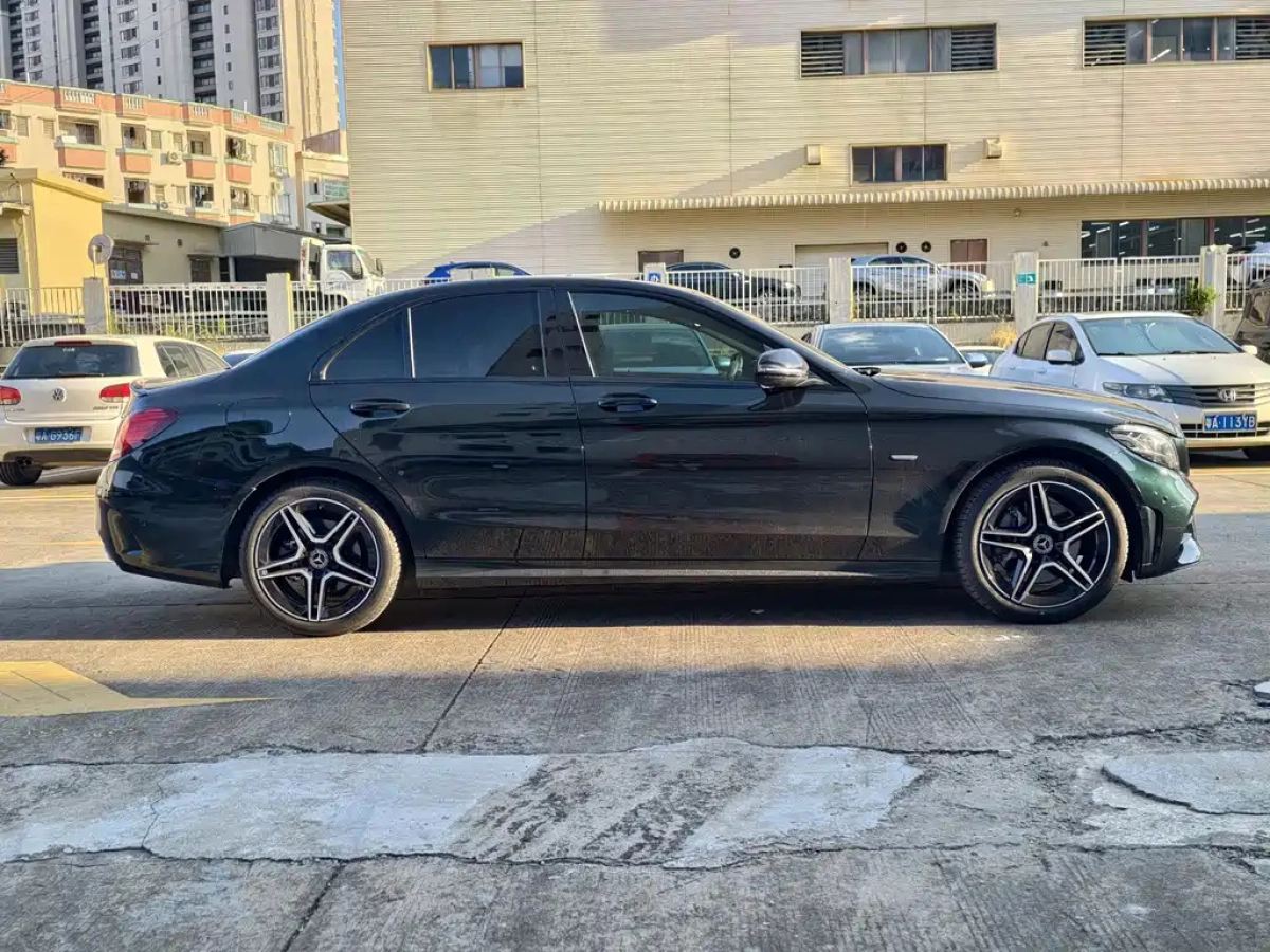 MERCEDES BENZ C-CLASS