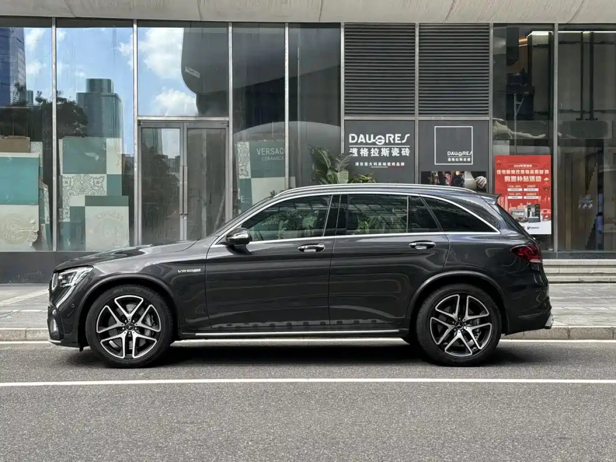 MERCEDES BENZ GLC AMG