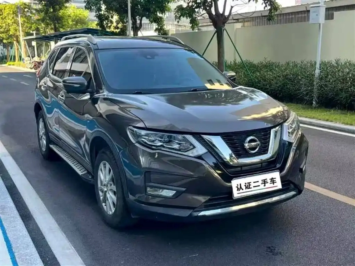 NISSAN X-TRAIL