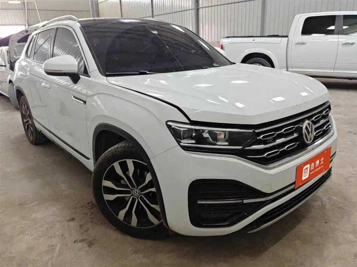 VOLKSWAGEN TAYRON