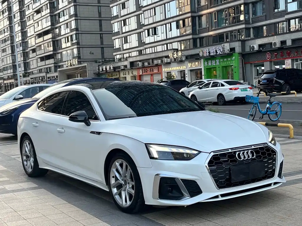 AUDI A5
