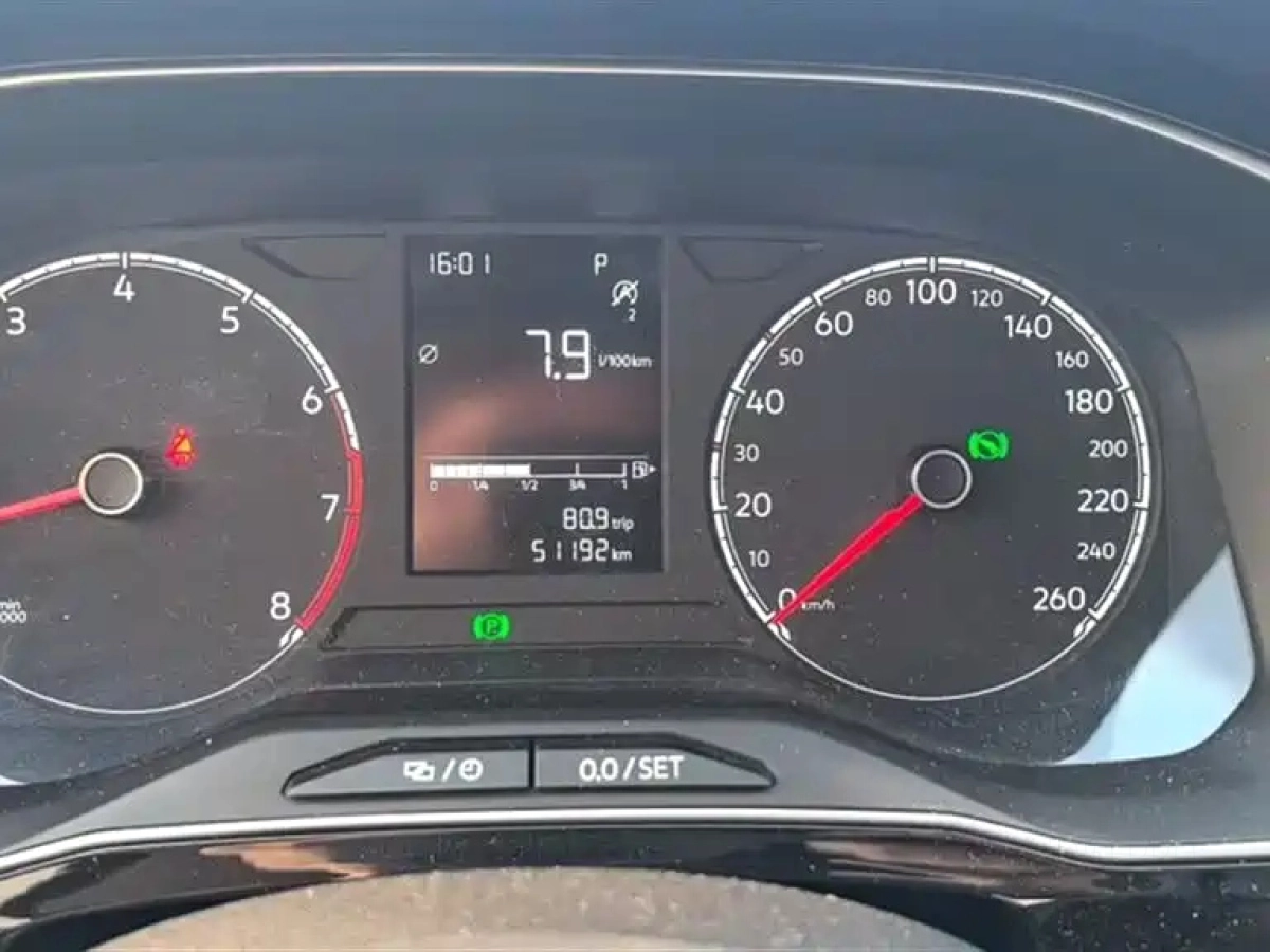 JETTA VS5