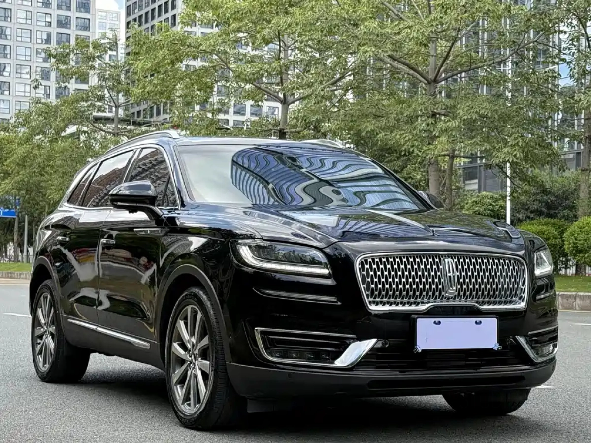 LINCOLN NAVIGATOR IMPORT