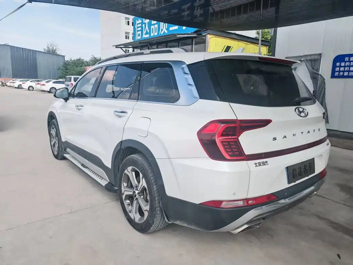 HYUNDAI SANTAFE