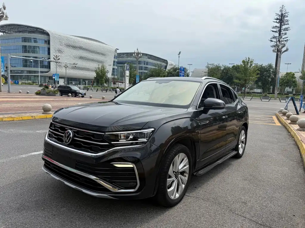 VOLKSWAGEN TAYRON X