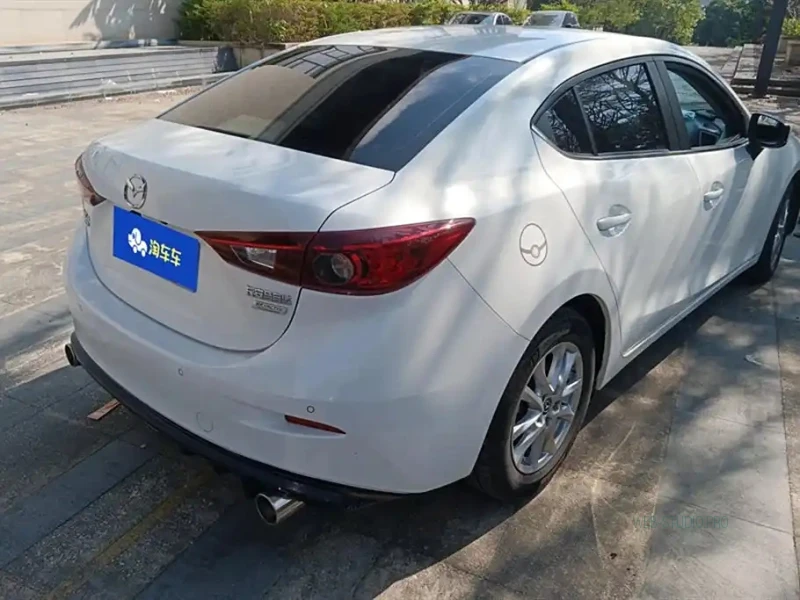MAZDA 3 AXELA