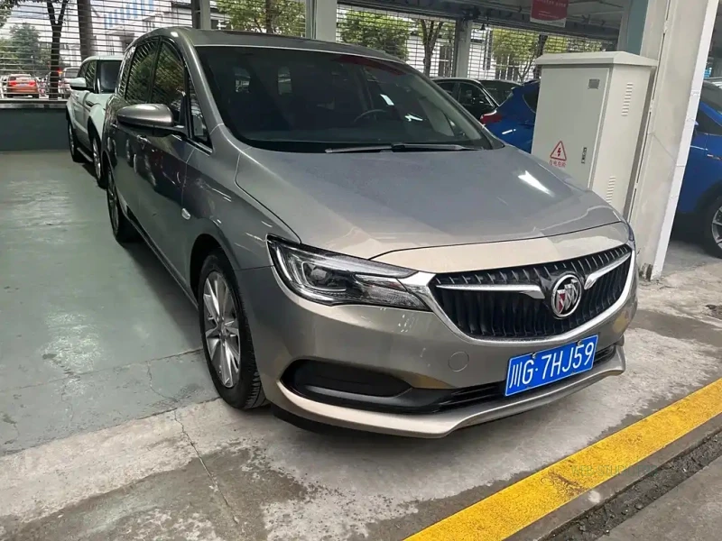 BUICK GL6