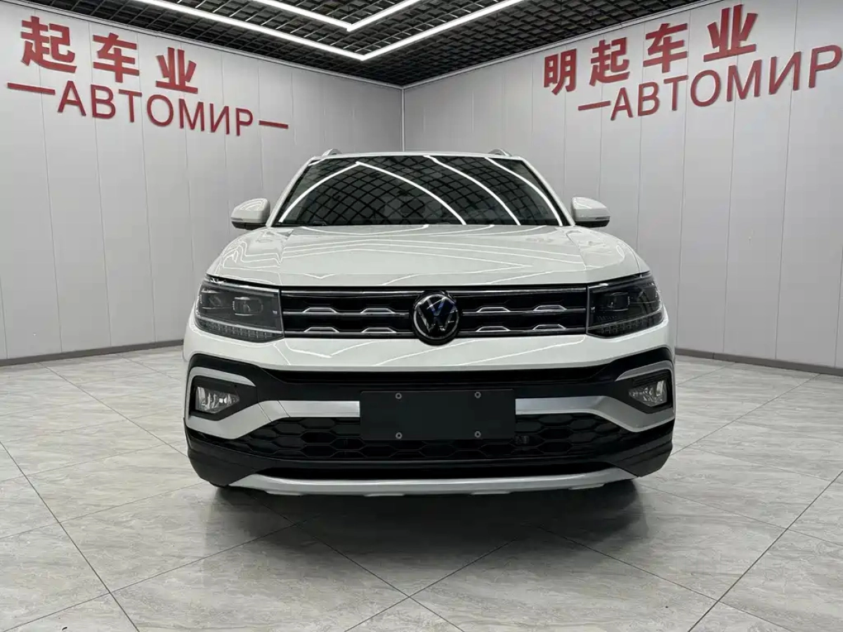 VOLKSWAGEN T-CROSS