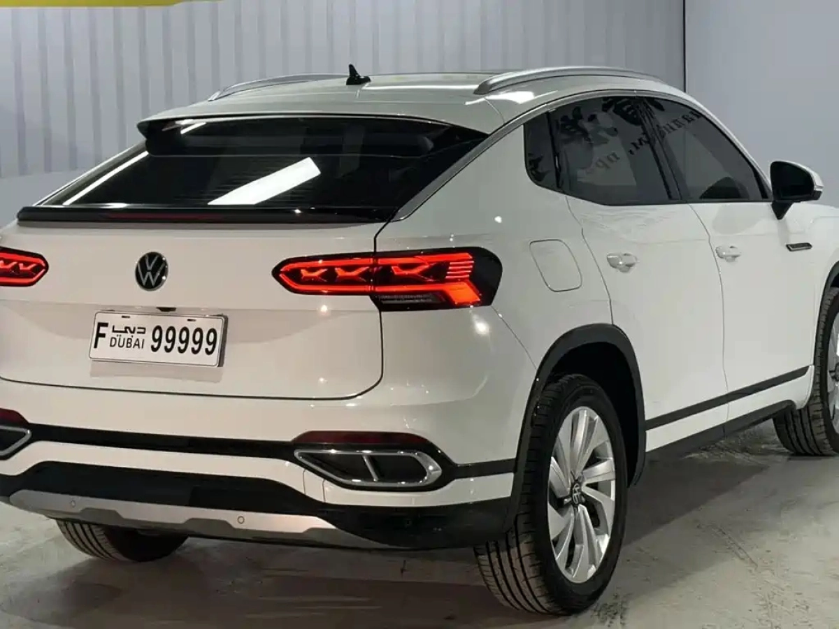VOLKSWAGEN TAYRON X