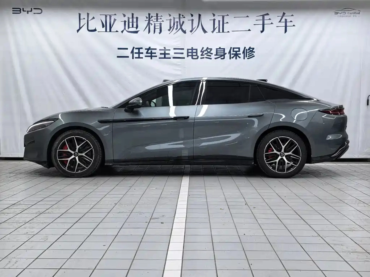 BYD HAN L