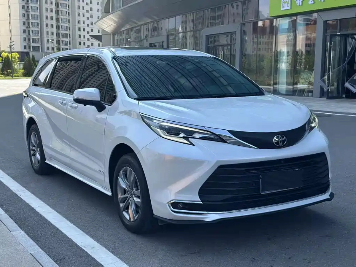 TOYOTA SIENNA SIENNA