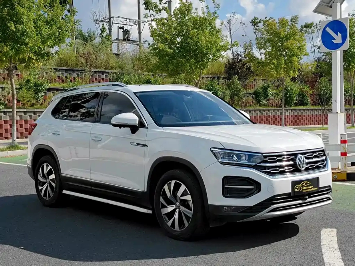 VOLKSWAGEN TAYRON