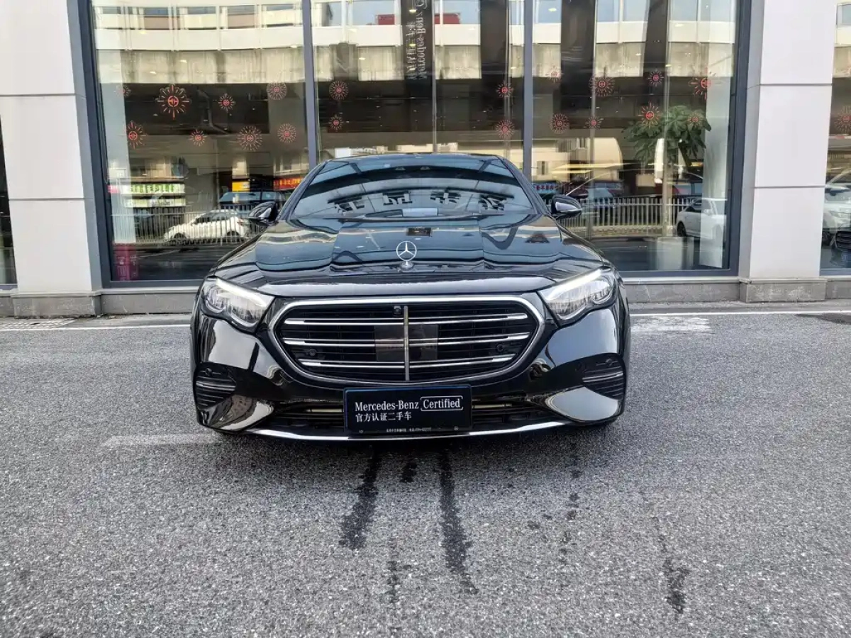 MERCEDES BENZ E-CLASS