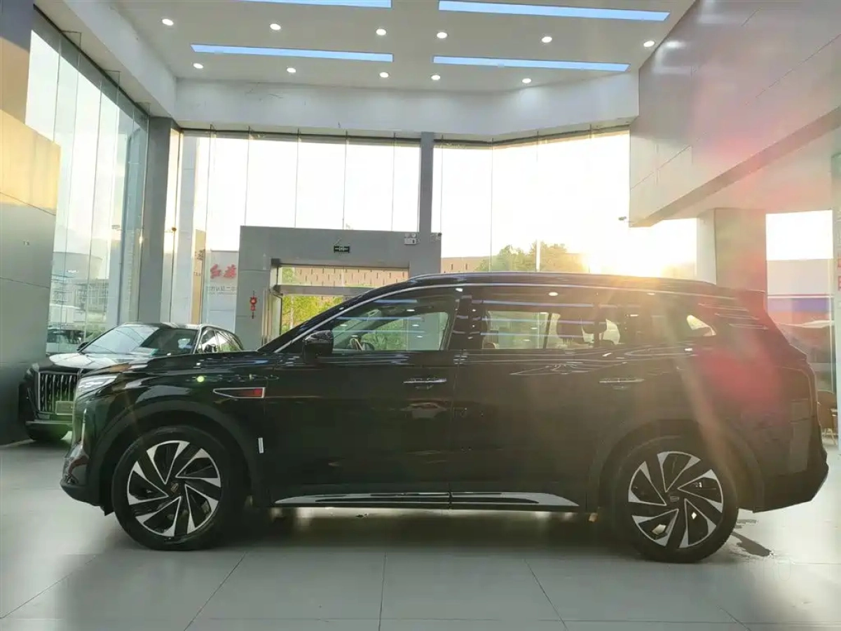 HONGQI HS7 PHEV