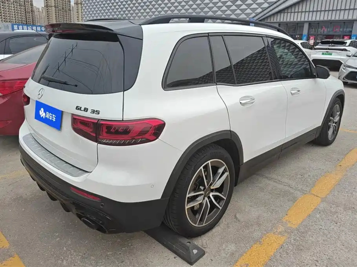 MERCEDES BENZ GLB AMG