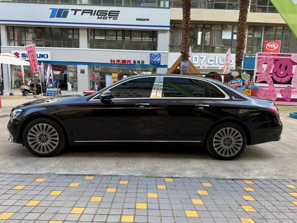 MERCEDES BENZ E-CLASS
