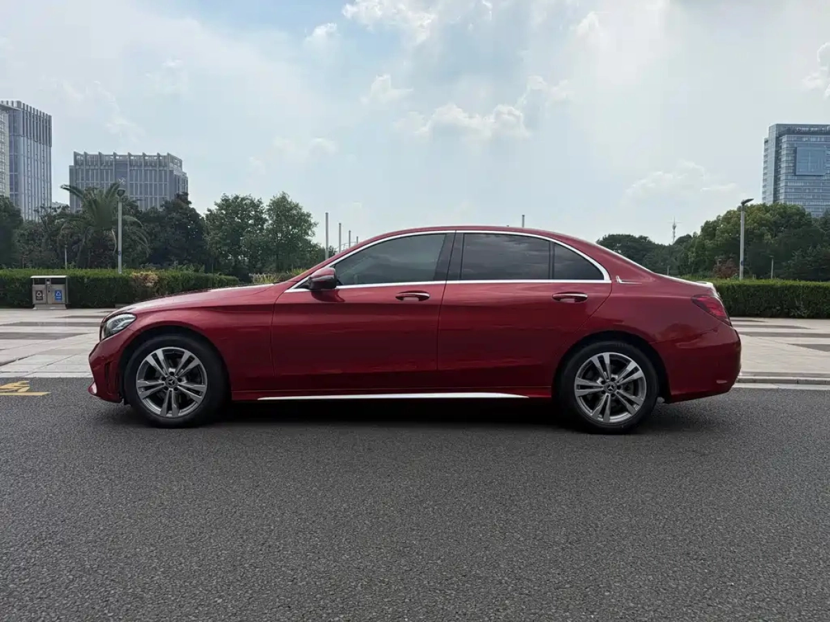 MERCEDES BENZ C-CLASS