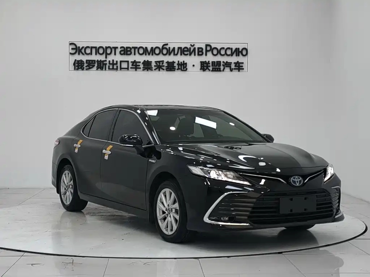 TOYOTA CAMRY