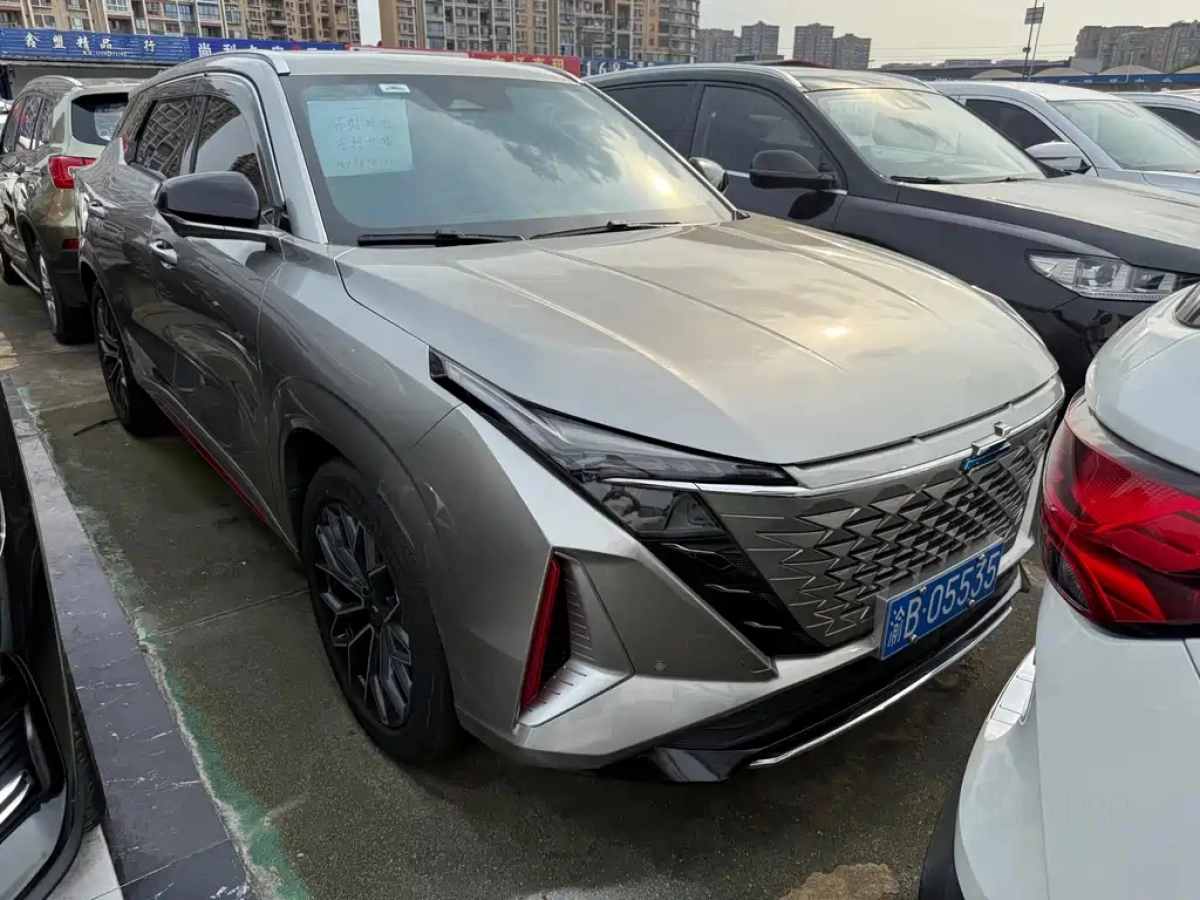 CHANGAN OSHAN Z6