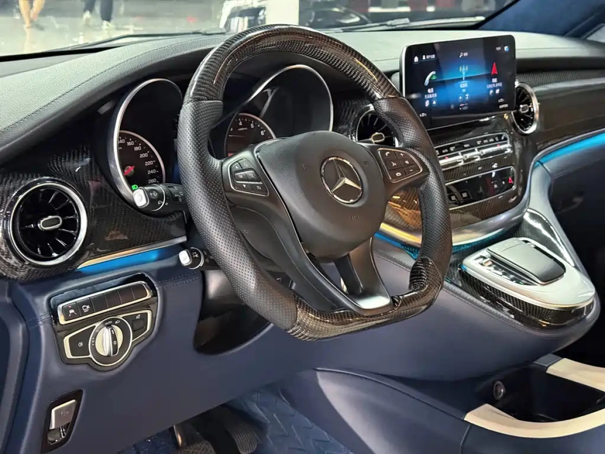 MERCEDES BENZ V-CLASS