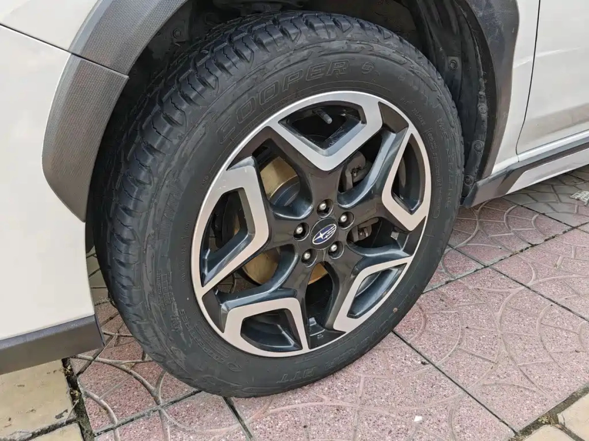 SUBARU XV