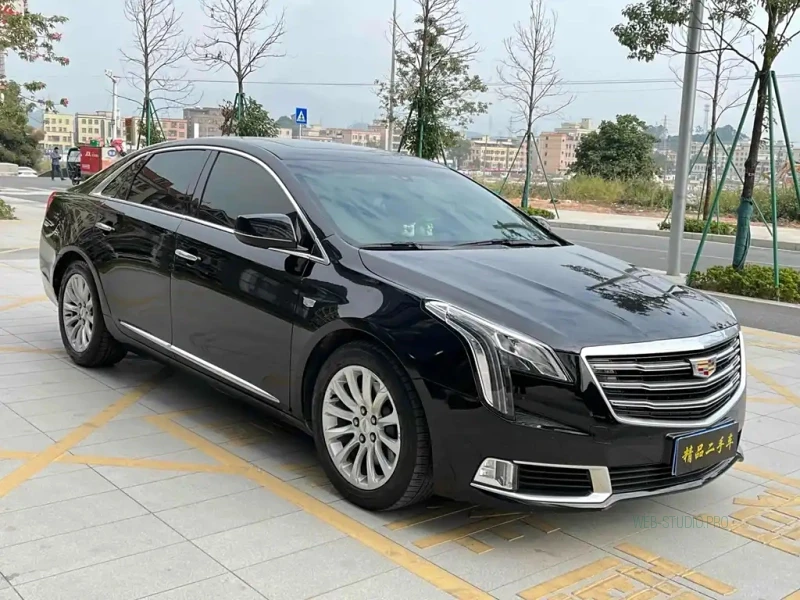 CADILLAC XTS