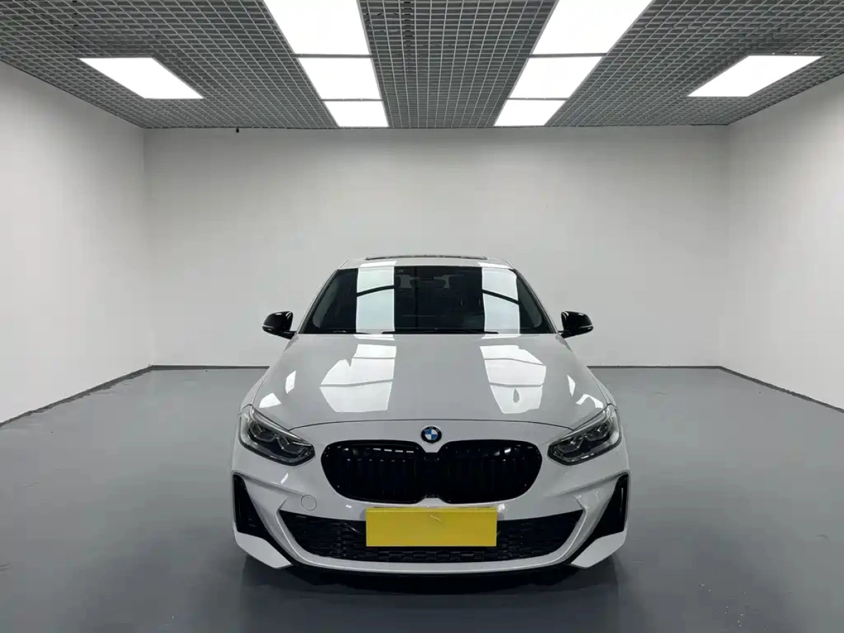 BMW 1-SERIES