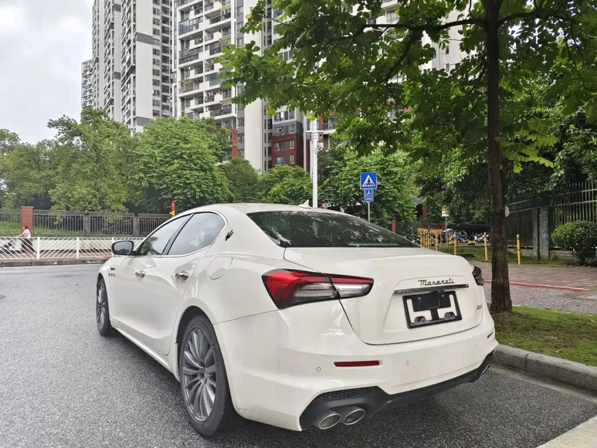 MASERATI GHIBLI