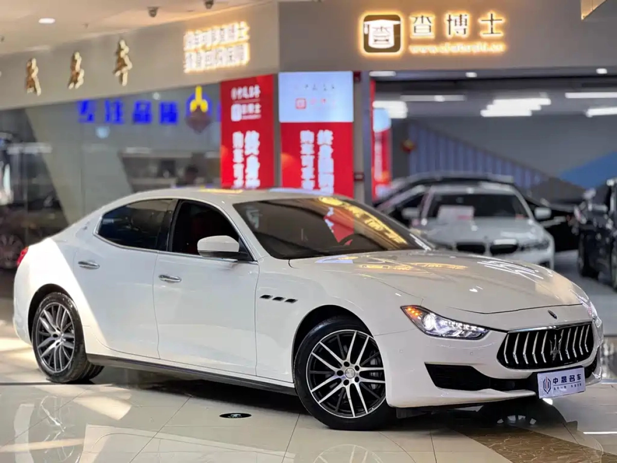 MASERATI GHIBLI