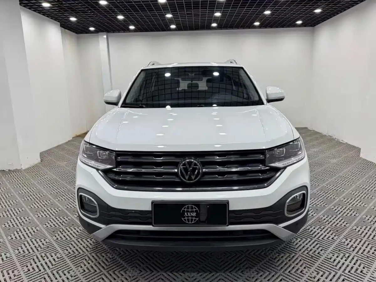 VOLKSWAGEN TACOUA