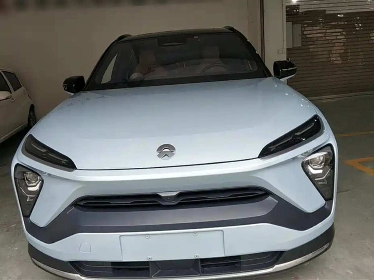 NIO ES6