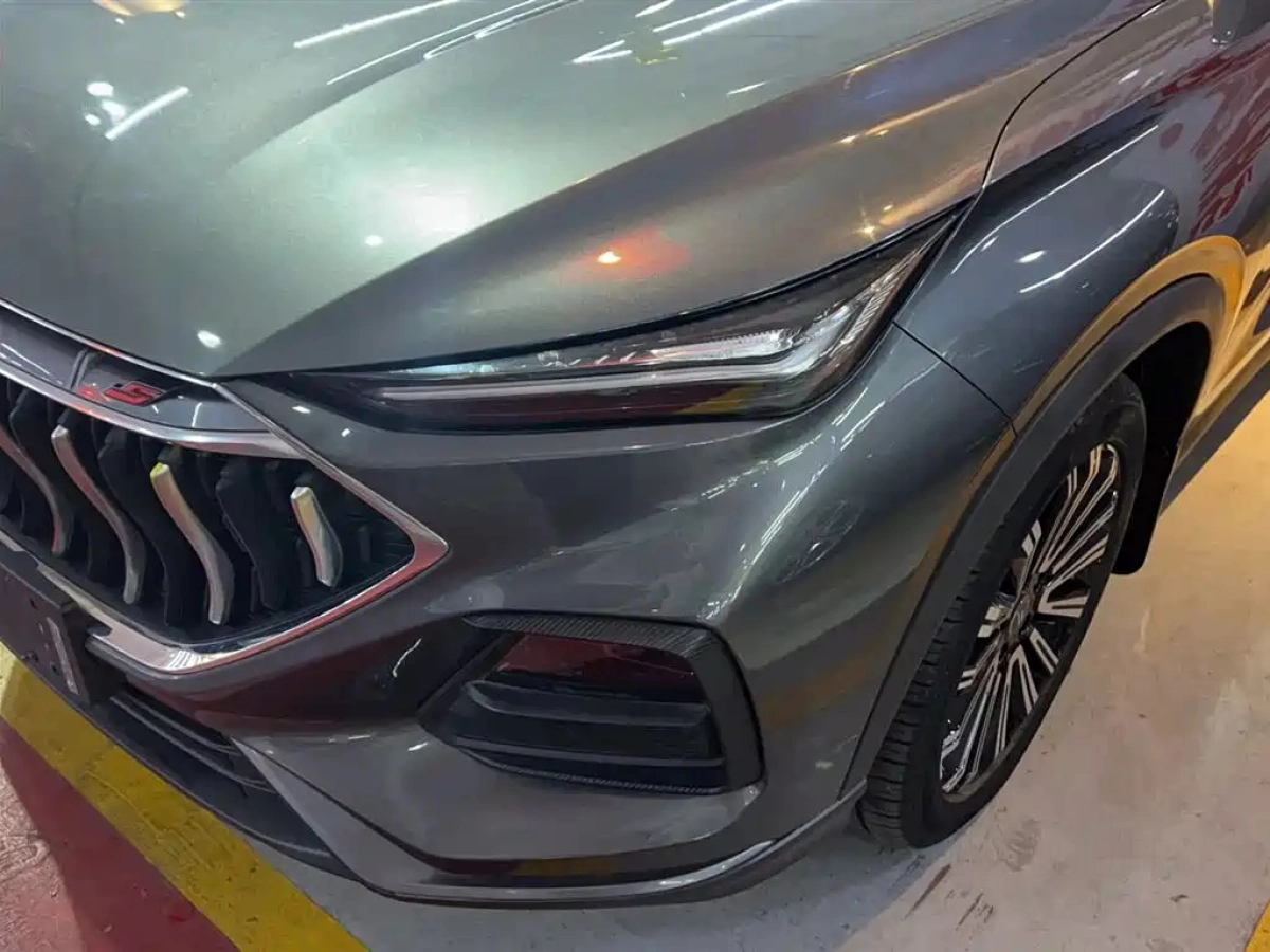 CHANGAN OSHAN X5