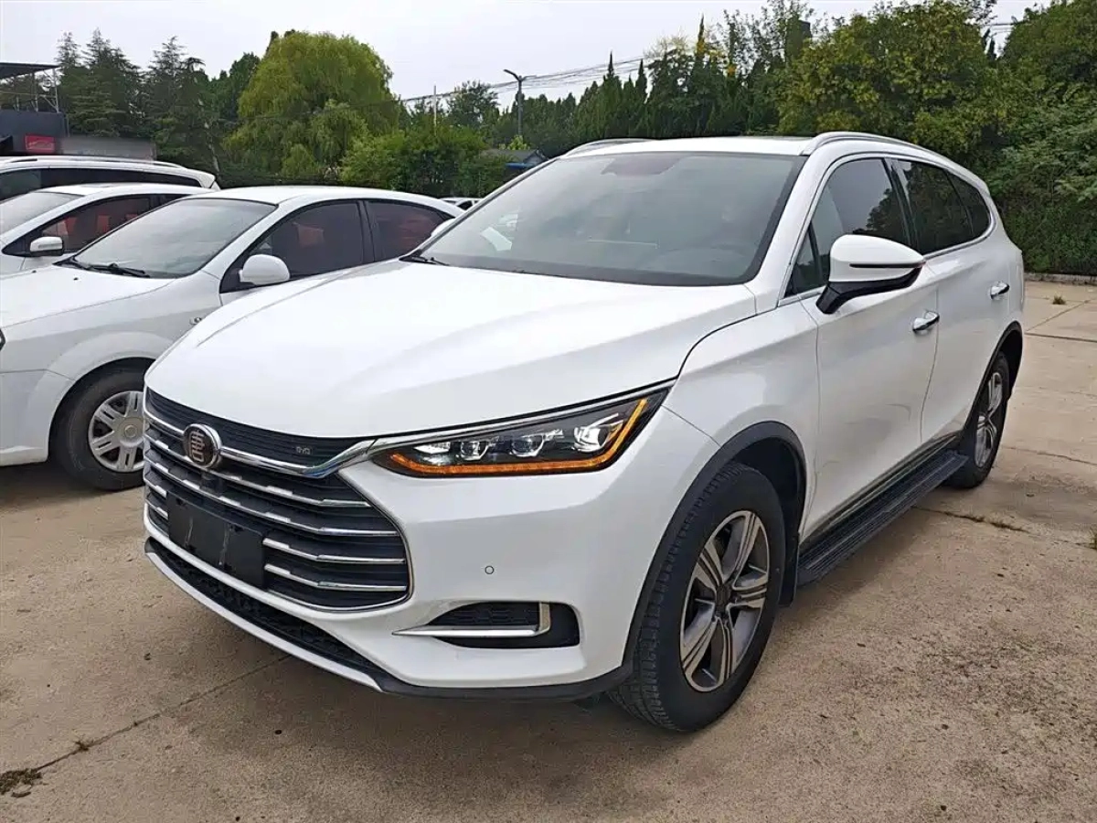 BYD TANG  2018