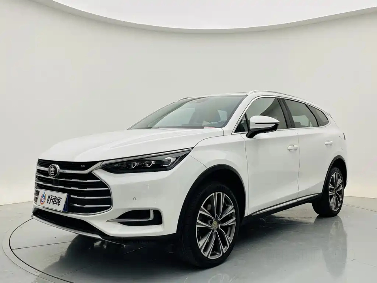 BYD TANG  2019
