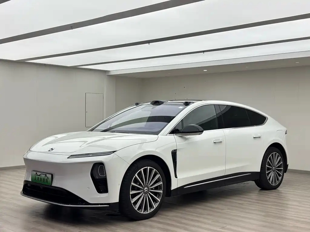 NIO ET9
