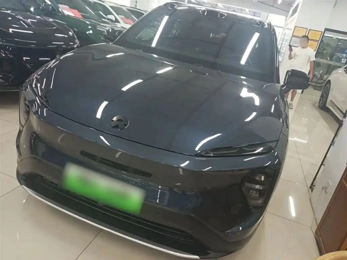 NIO ES7