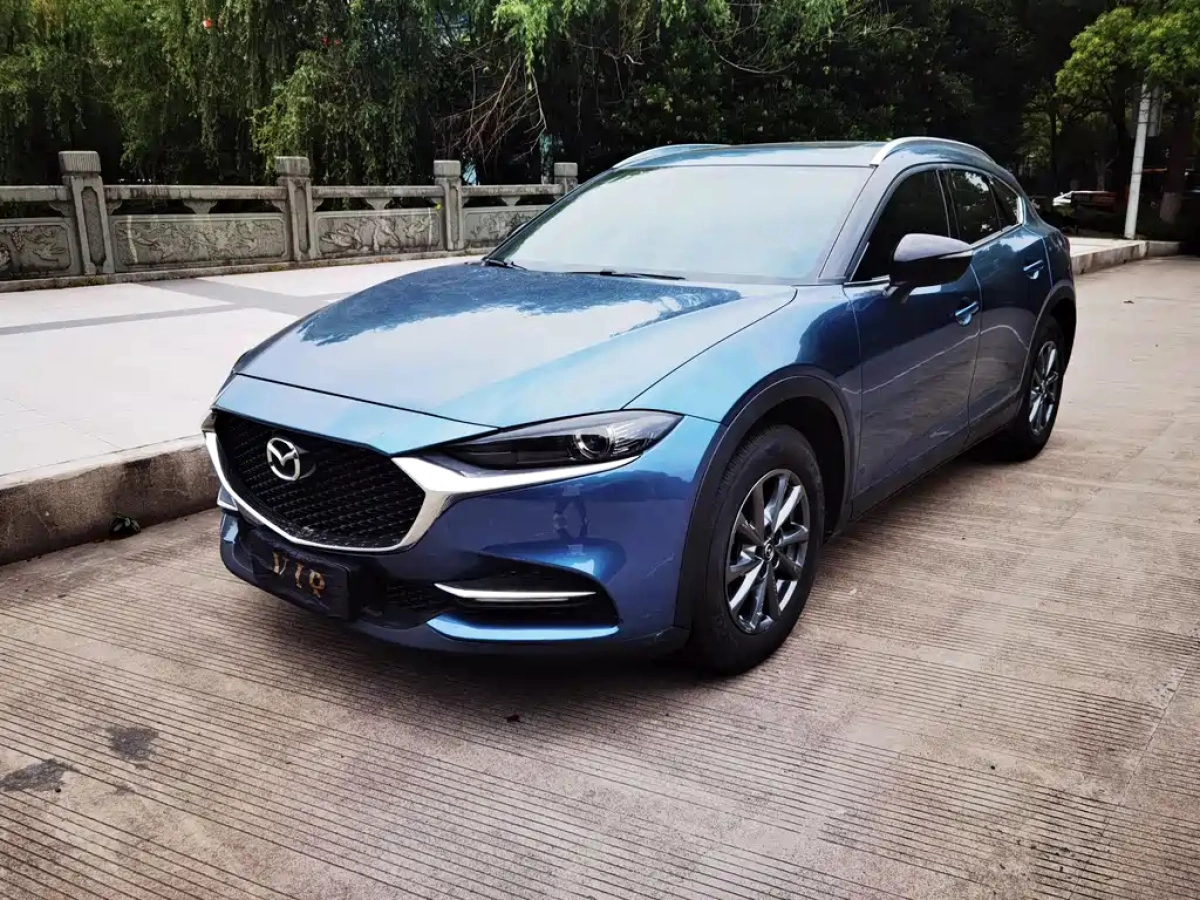 MAZDA CX-4  2020